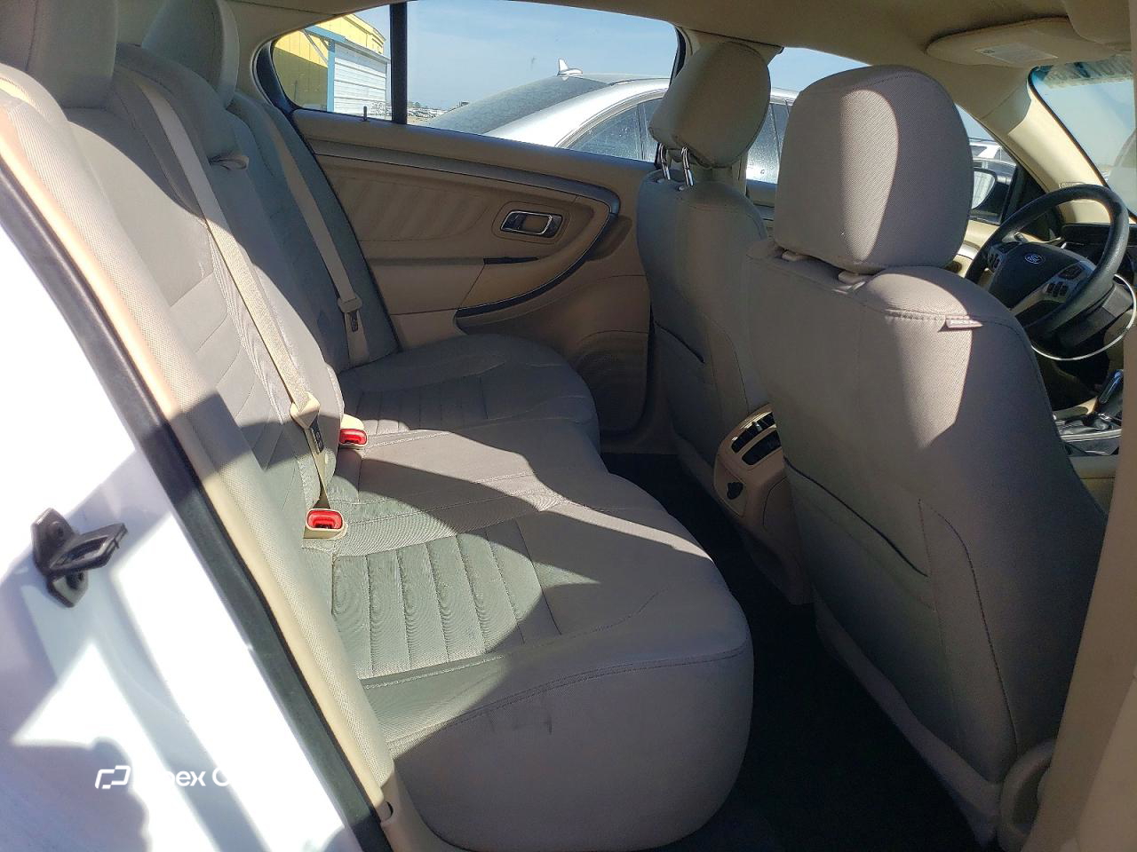 Ford Taurus 2015