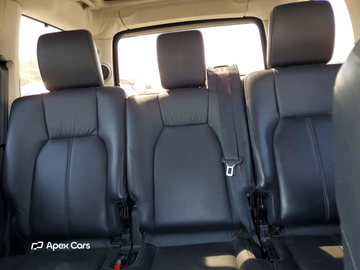 Land Rover LR4 2011
