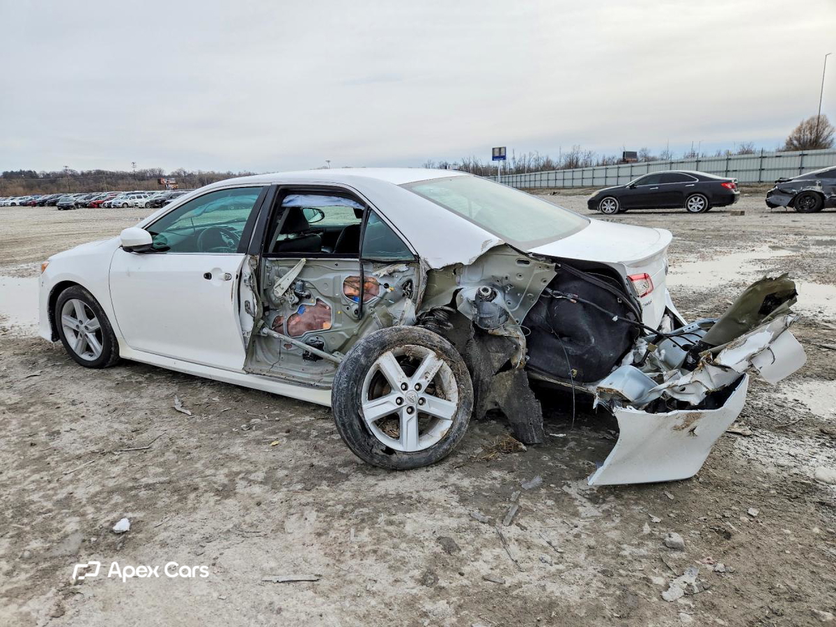 Toyota Camry 2012