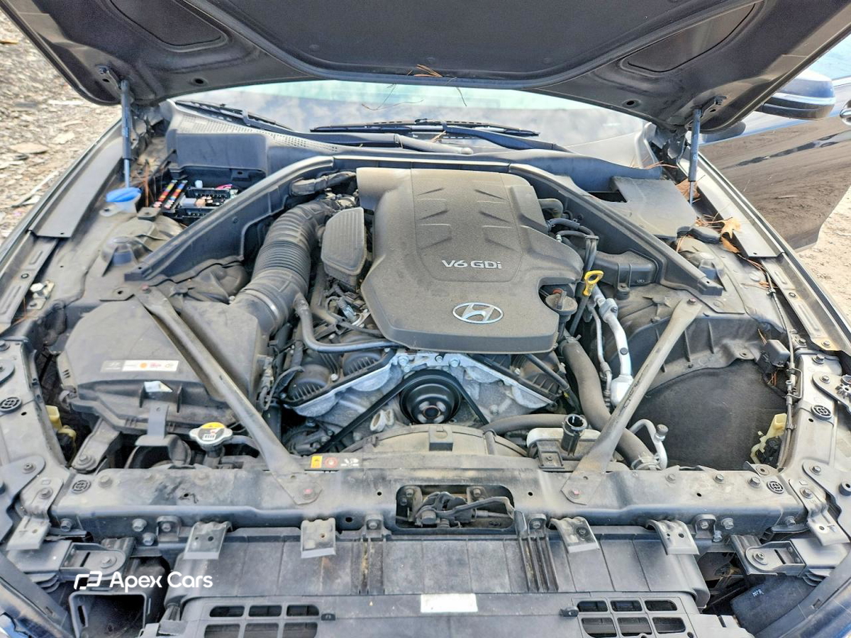 Hyundai Genesis 2016