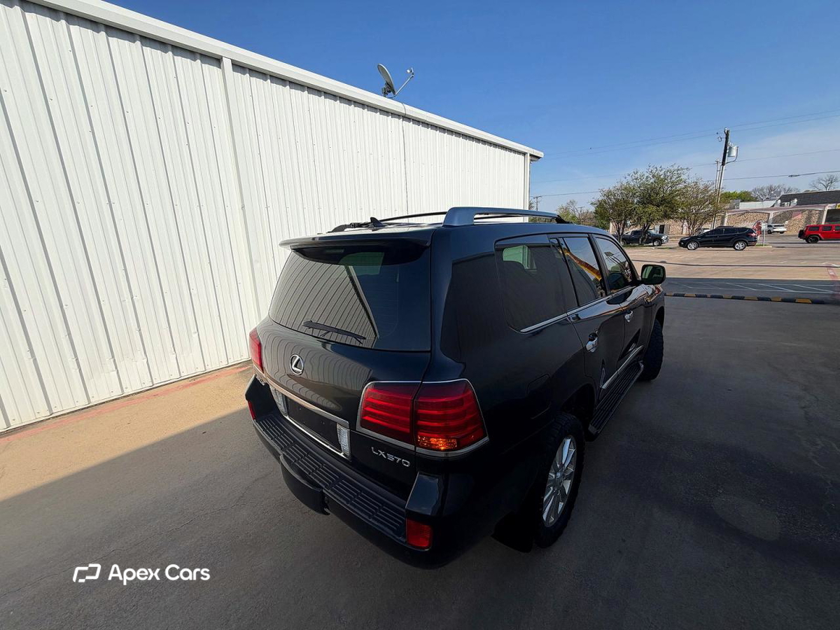 Lexus LX 2008