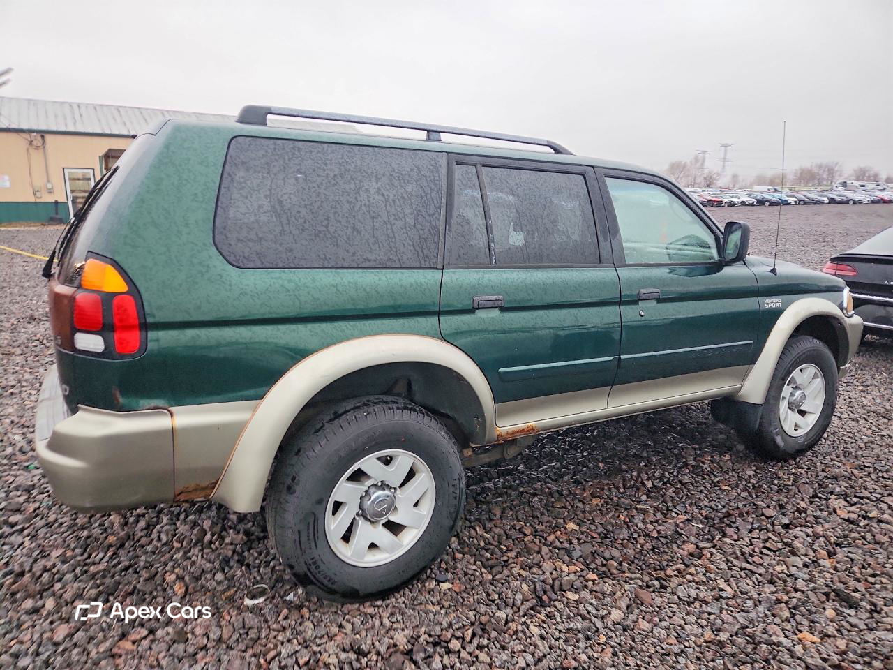 Mitsubishi Montero 2002