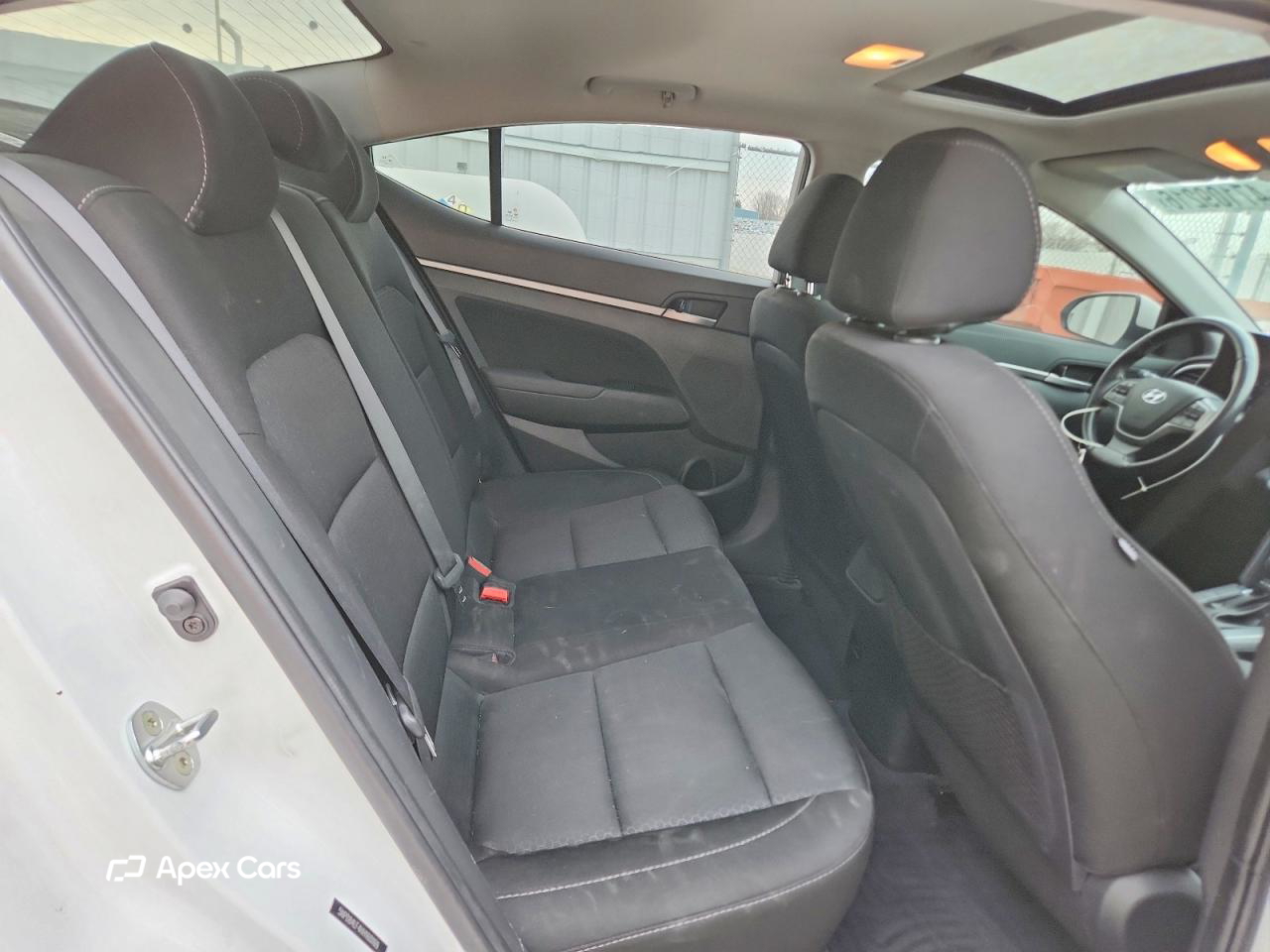 Hyundai Elantra 2017