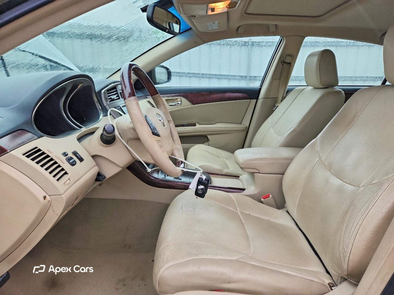Toyota Avalon 2011