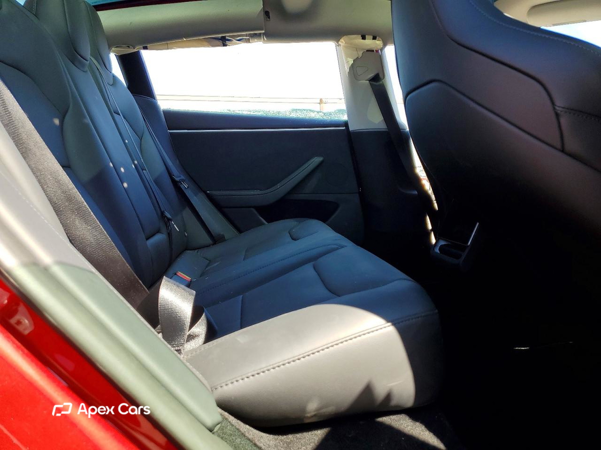 Tesla Model 3 2025
