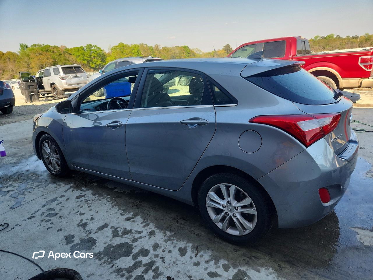 Hyundai Elantra 2013