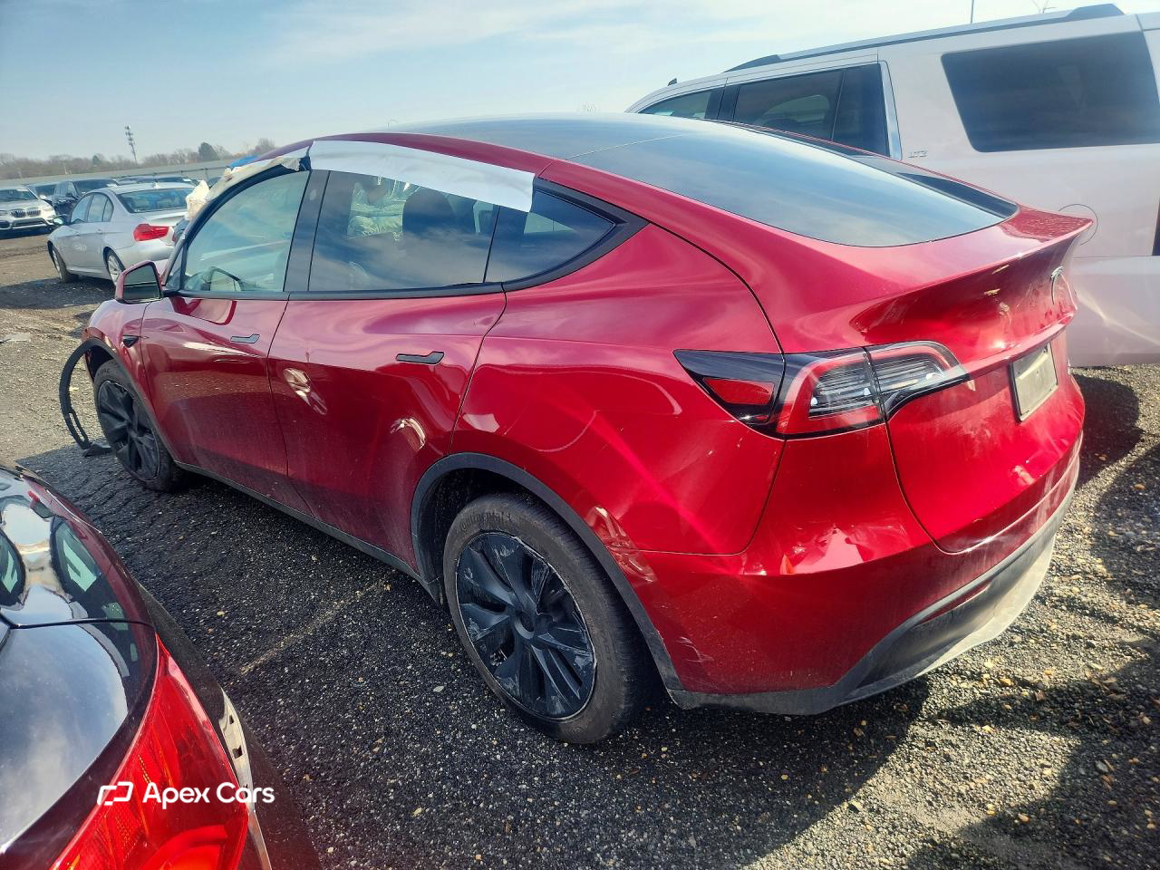 Tesla Model Y 2024
