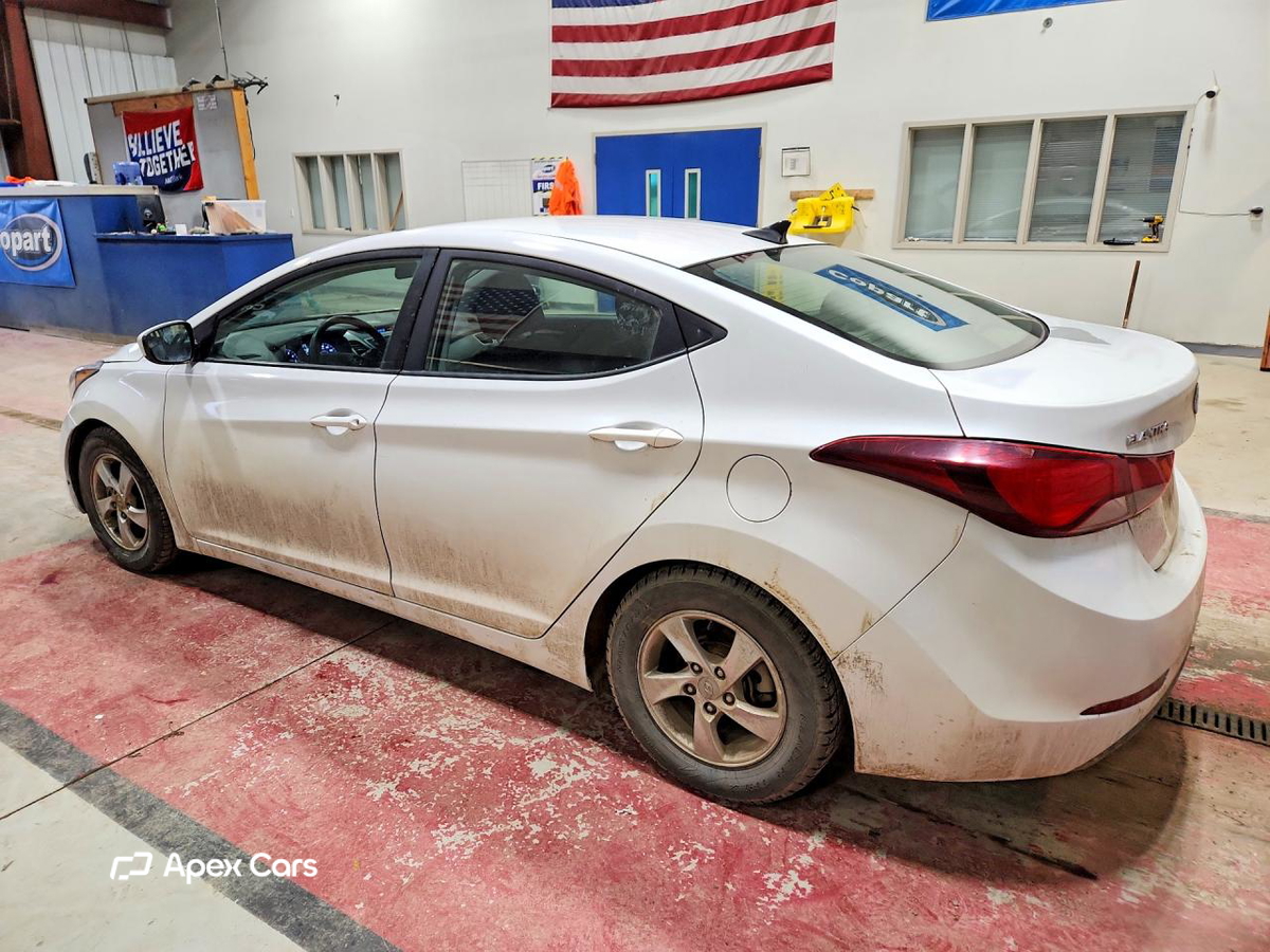 Hyundai Elantra 2015