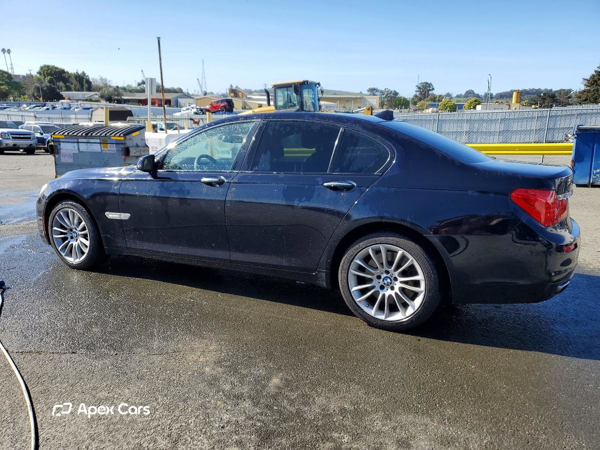 BMW Series 7 2011