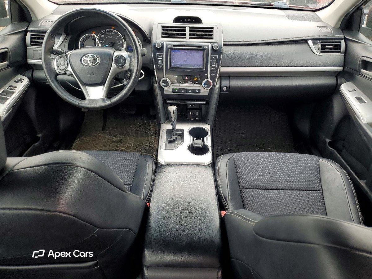 Toyota Camry 2012