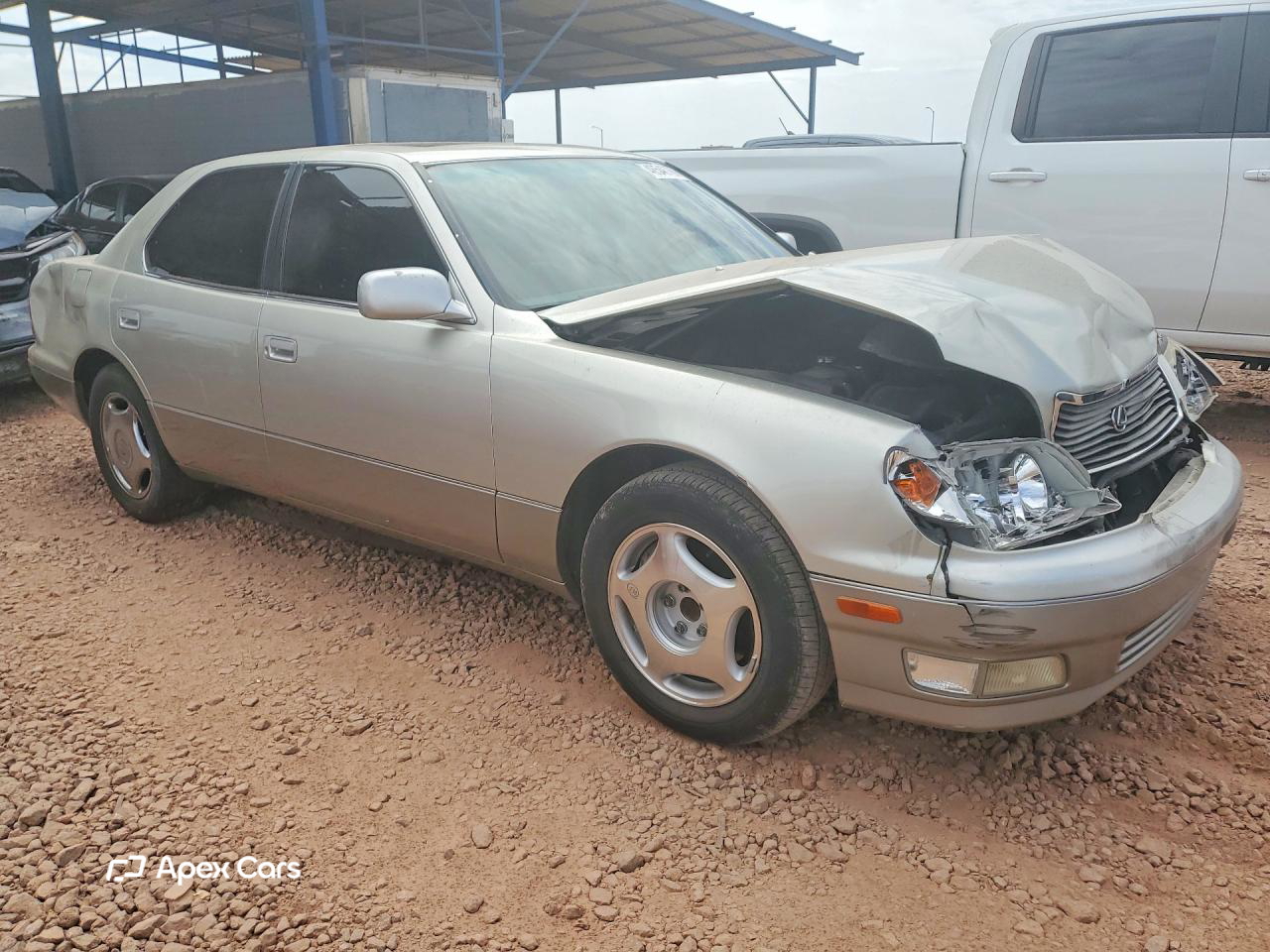 Lexus LS 2000