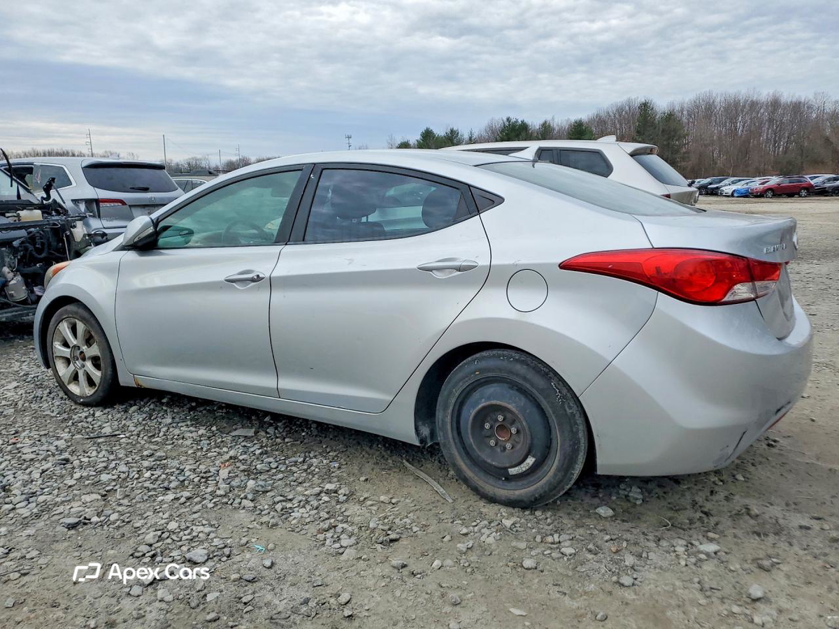 Hyundai Elantra 2011