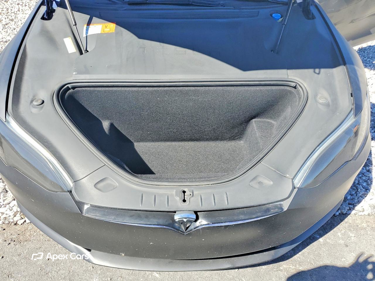 Tesla Model S 2016