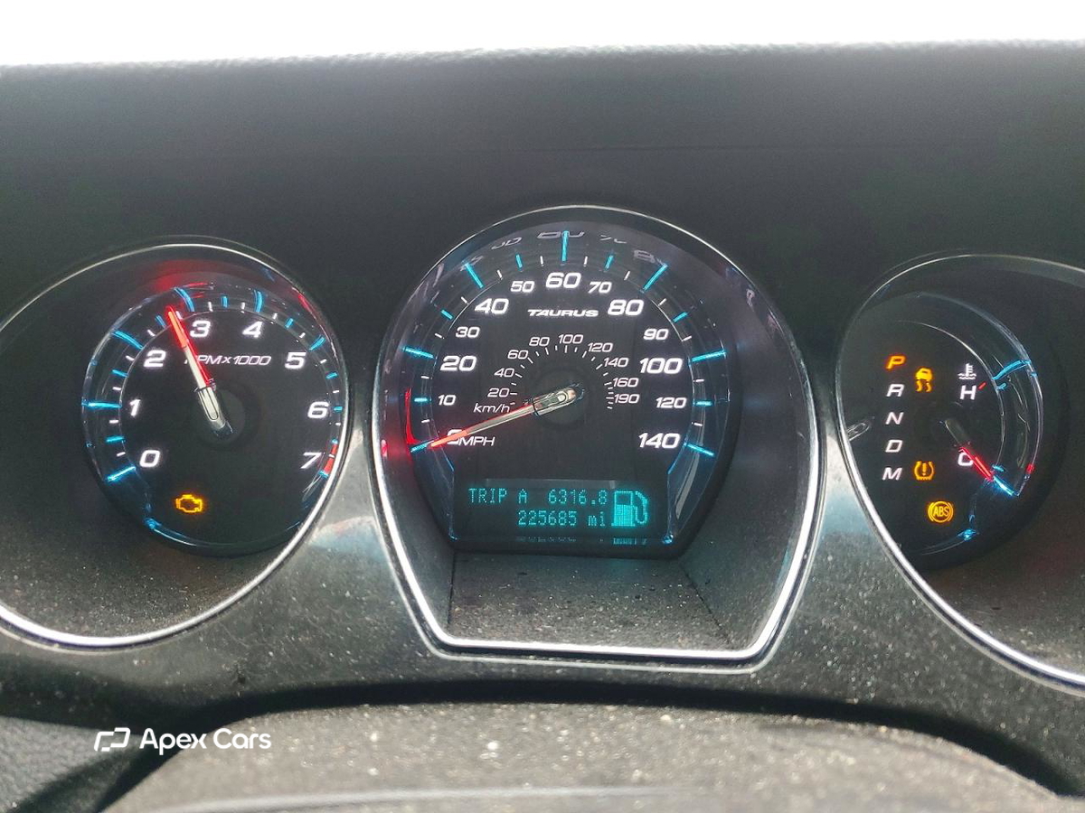 Ford Taurus 2011