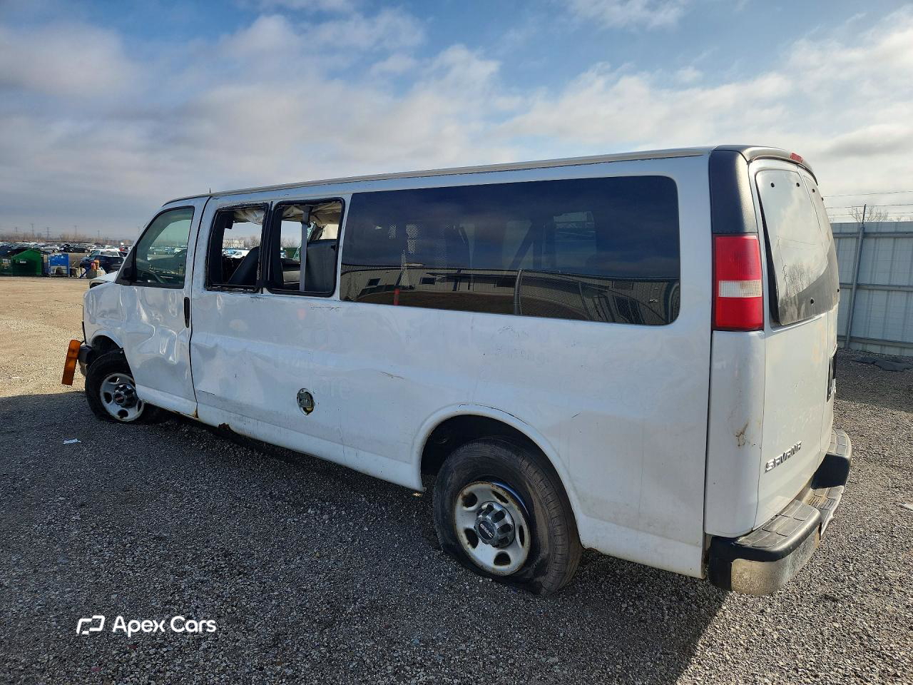 GMC Savana 2013
