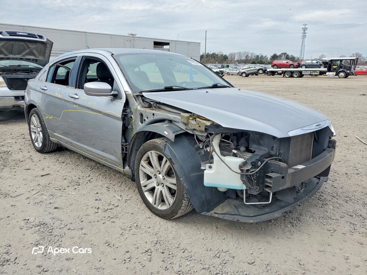 Chrysler 200 2013