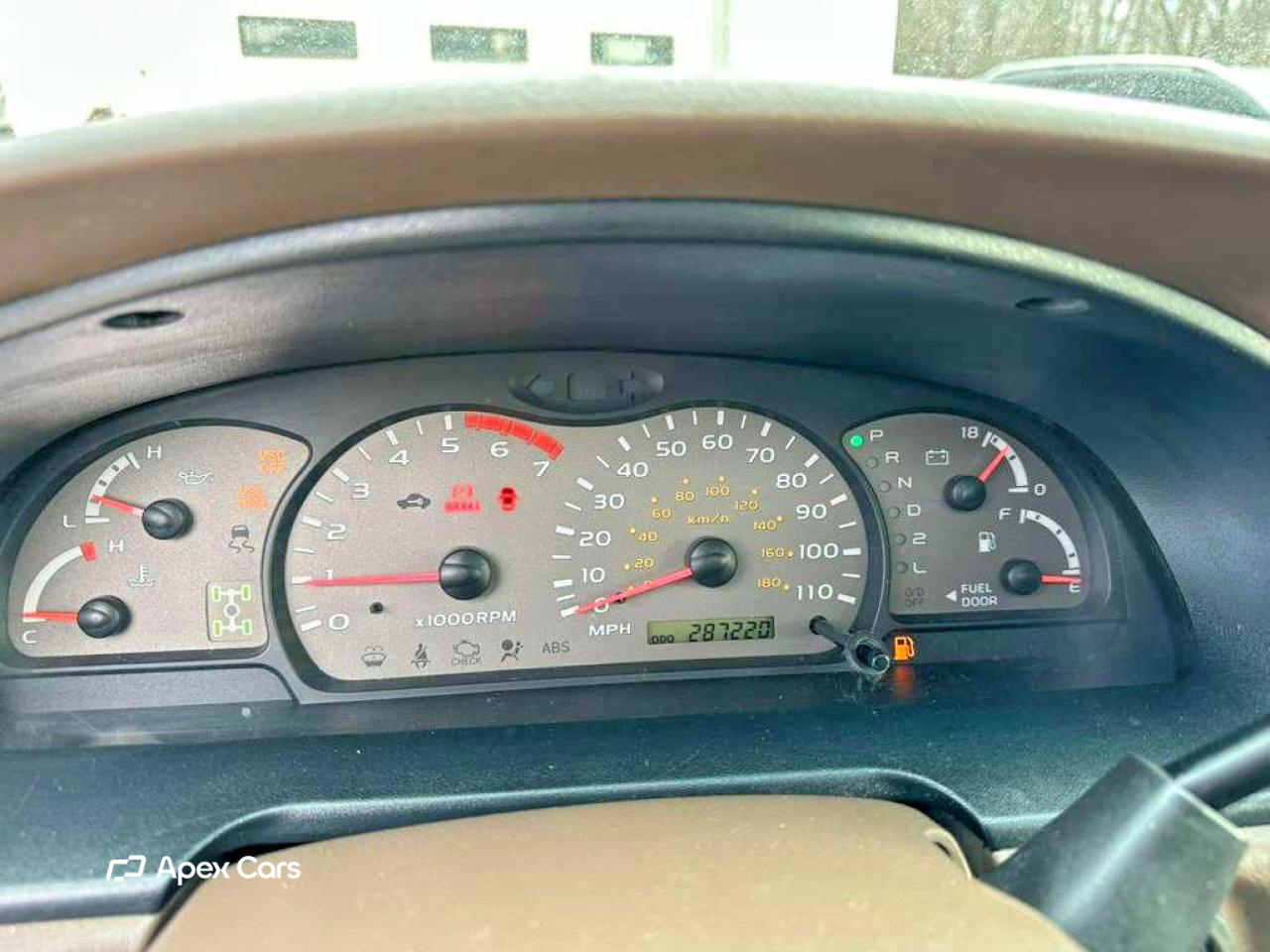 Toyota Sequoia 2002