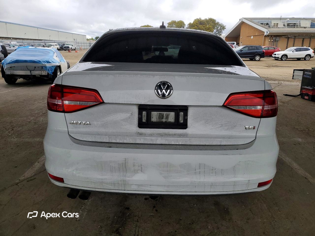 Volkswagen Jetta 2015