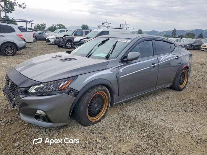 2019 Nissan Altima - Image 1 of 5