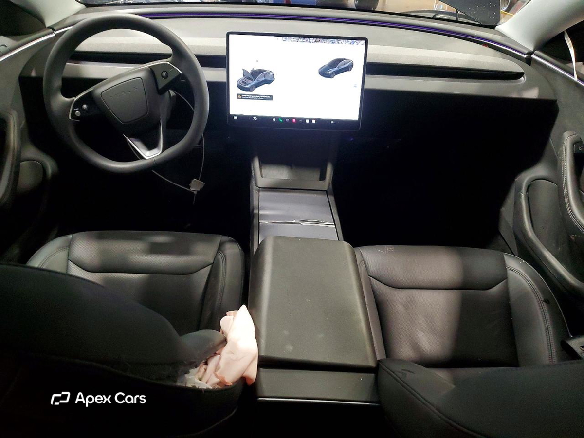 Tesla Model 3 2025