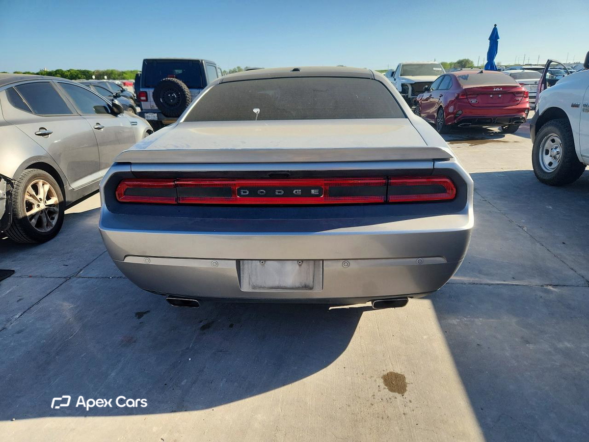 Dodge Challenger 2013