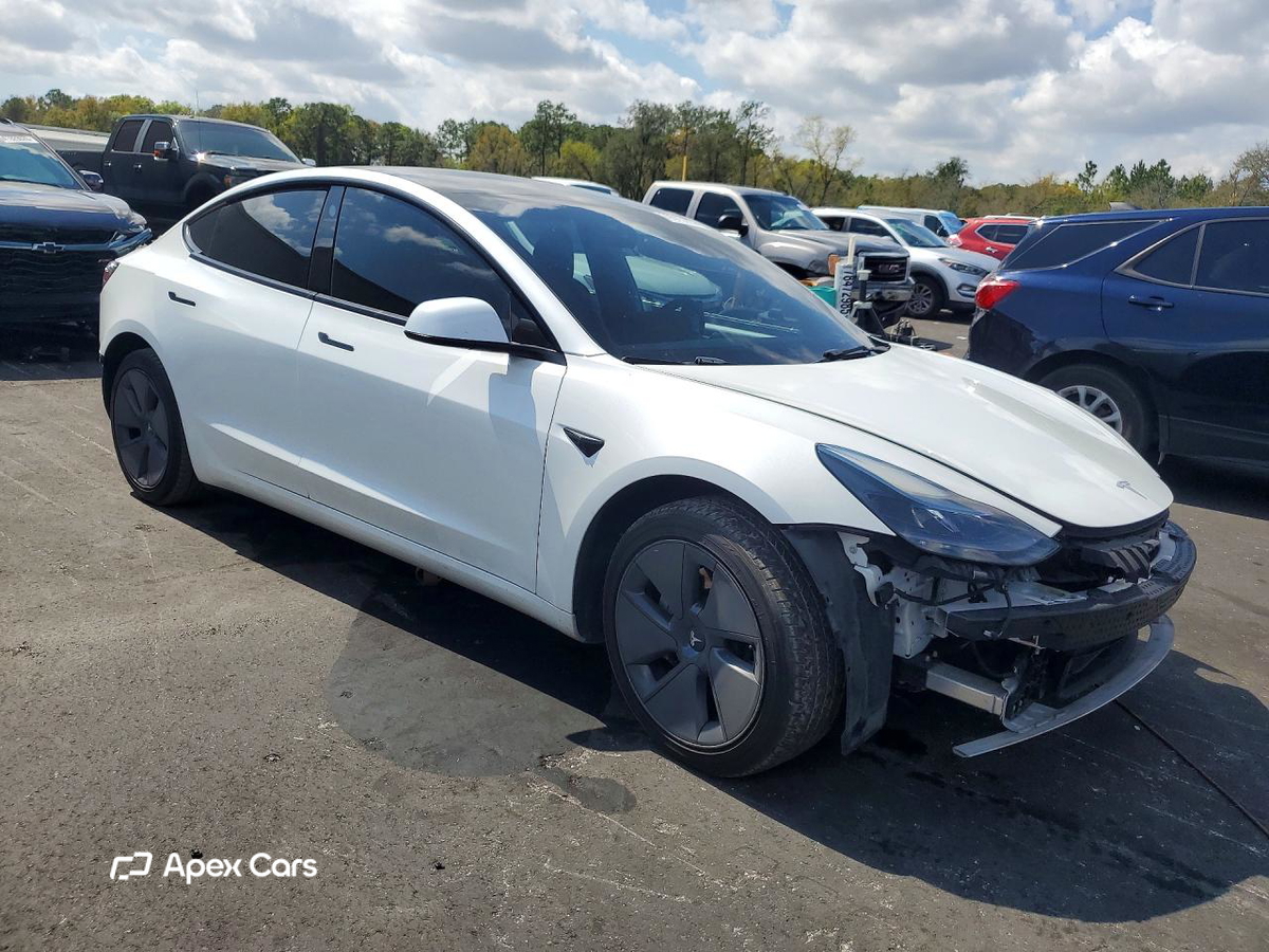 Tesla Model 3 2023
