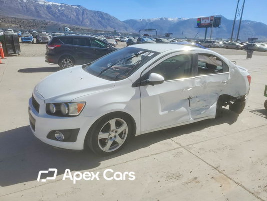 Chevrolet Sonic 2016 - Image 1 of 13