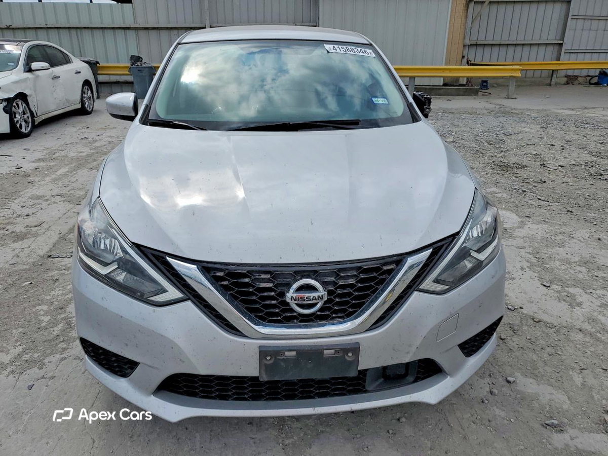 Nissan Sentra 2018
