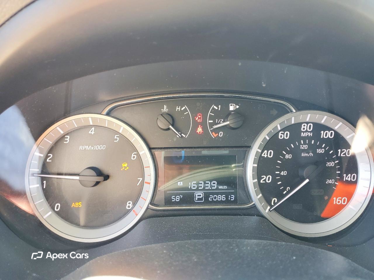 Nissan Sentra 2015