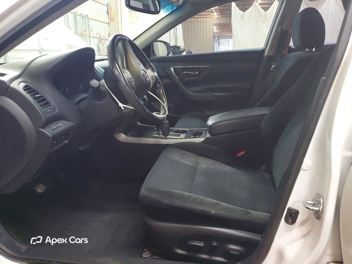 Nissan Altima 2015