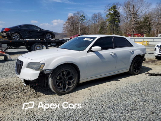 Chrysler 300 2019 - Image 1 of 13