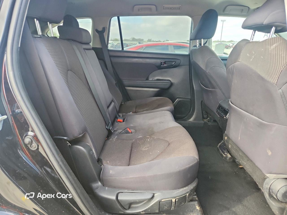 Toyota Highlander 2021