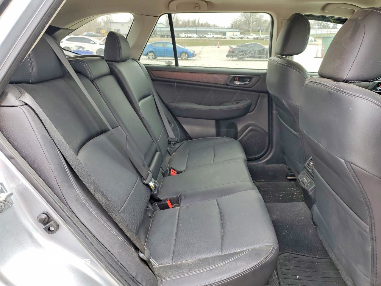 Subaru Outback 2018