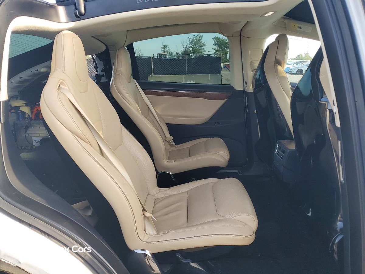 Tesla Model X 2016