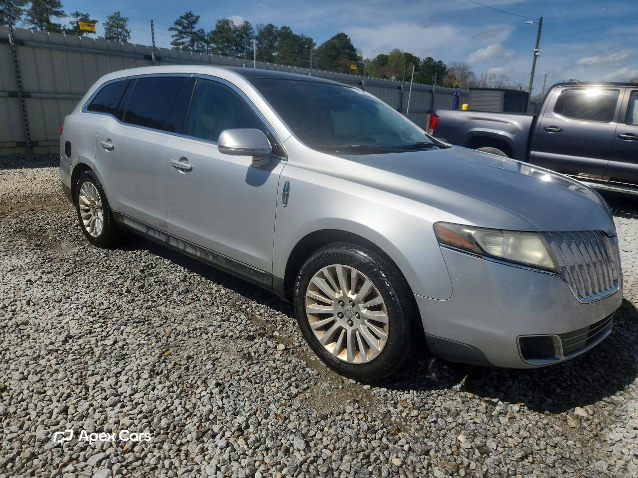 Lincoln MKT 2010