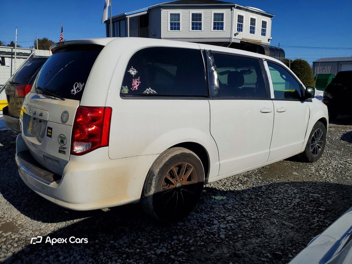 Dodge Caravan 2018