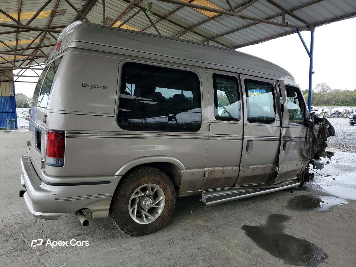 Ford Econoline 2002