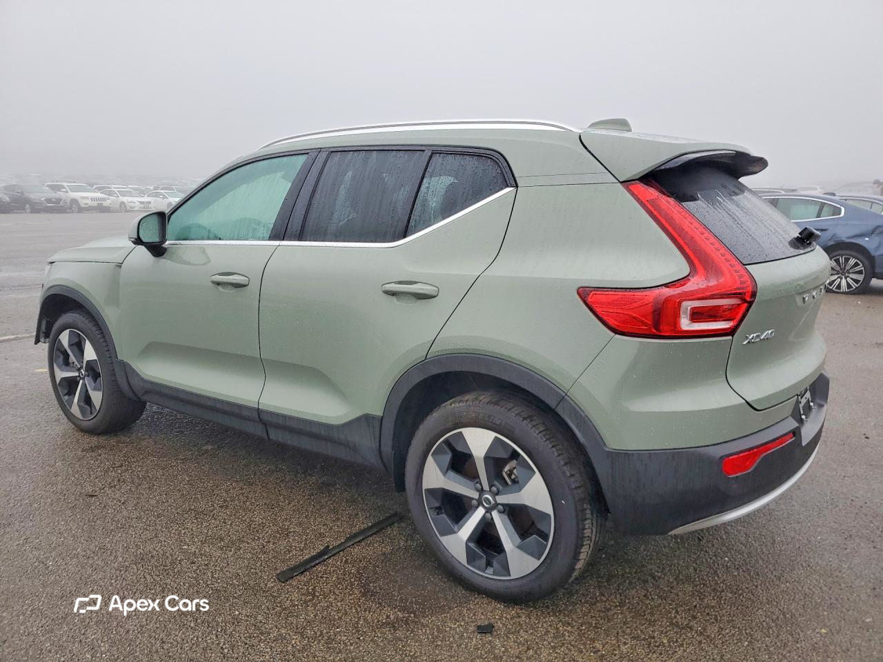 Volvo XC40 2025
