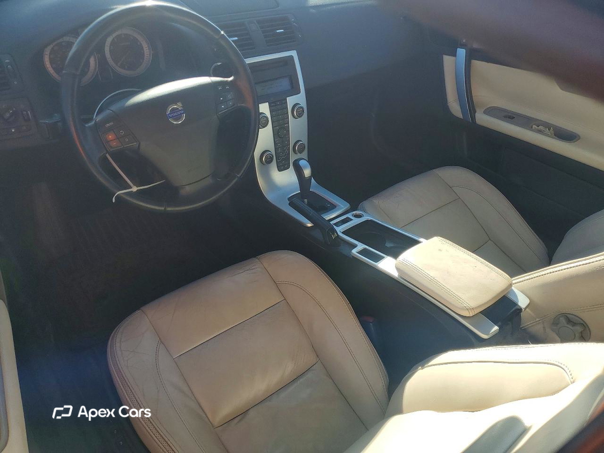 Volvo C70 2013
