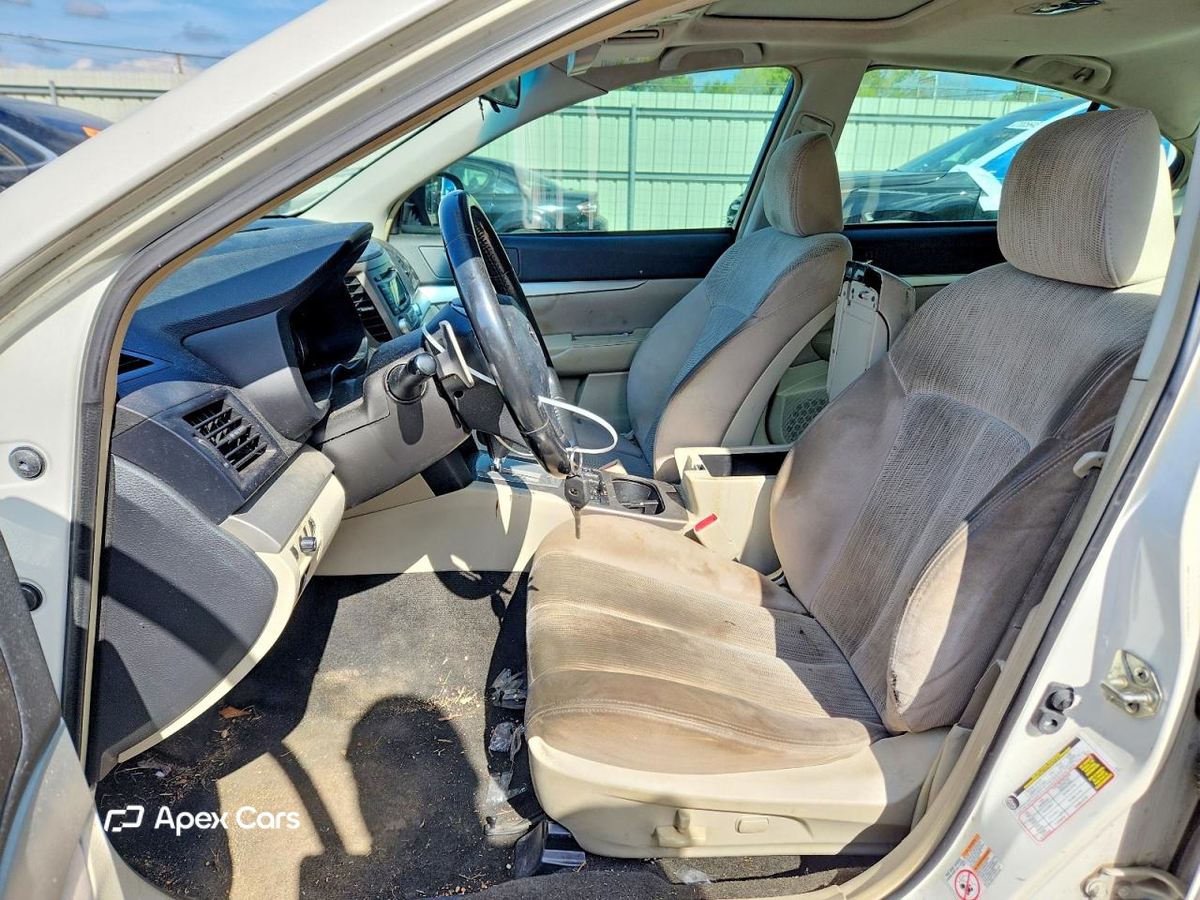 Subaru Legacy 2013
