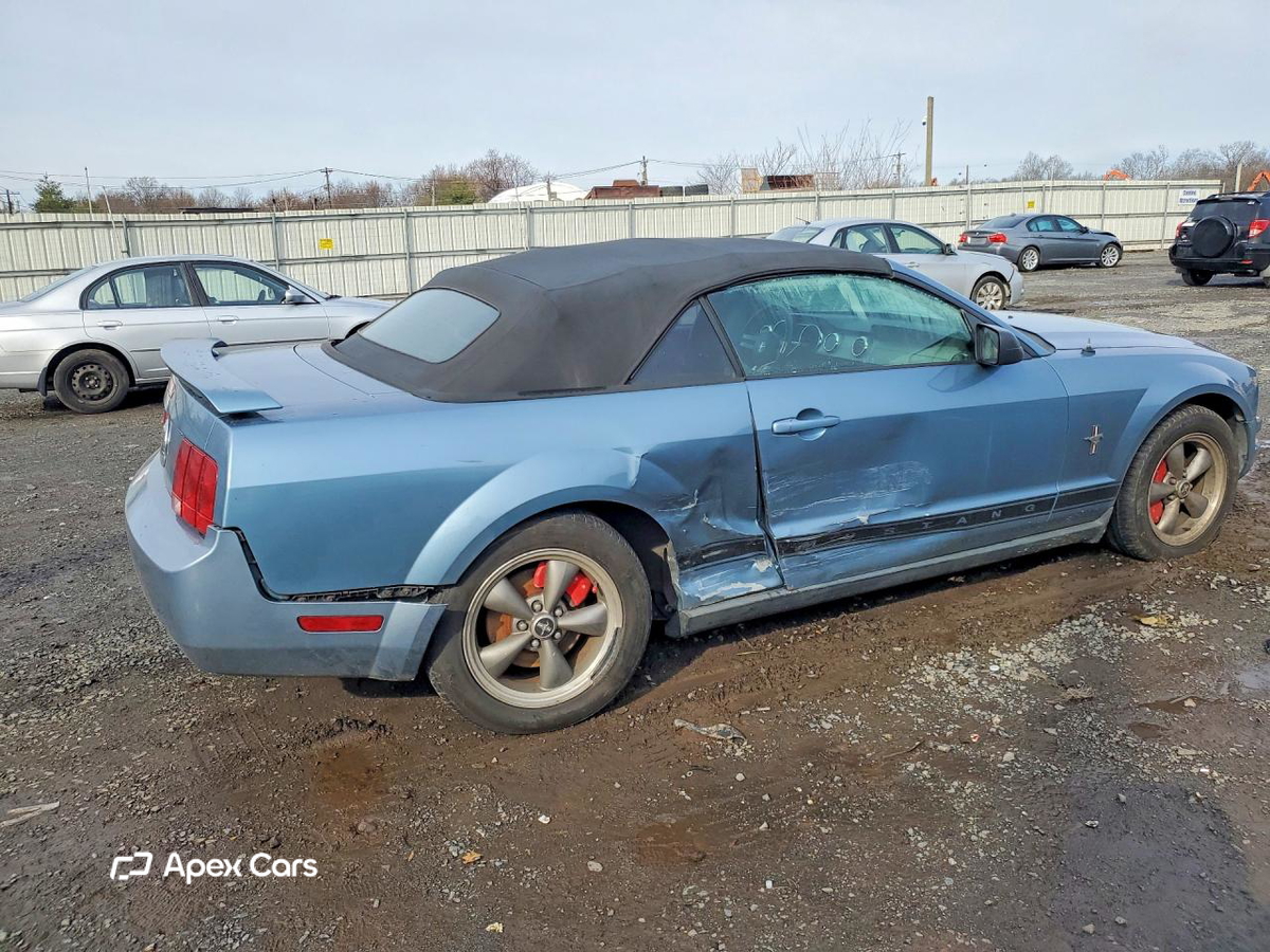 Ford Mustang 2006