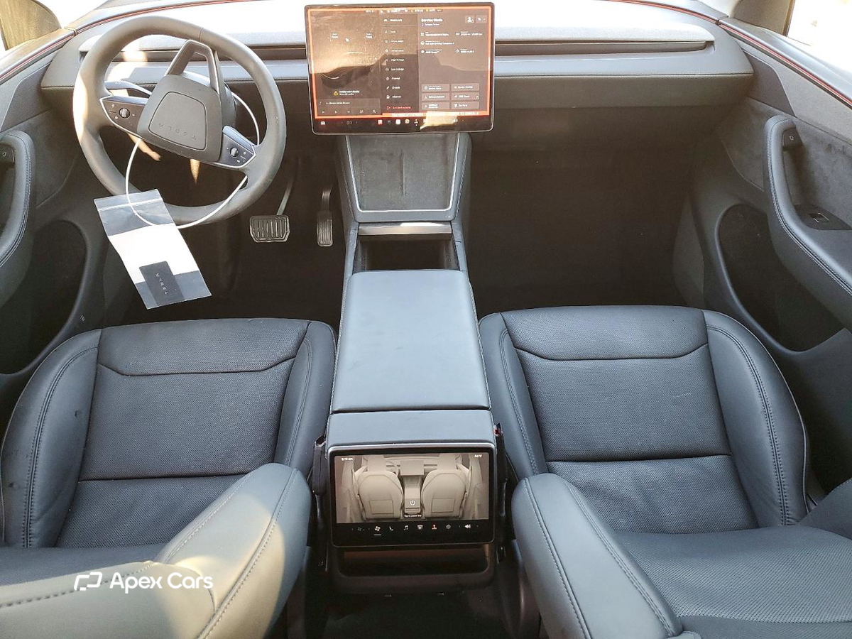 Tesla Model Y 2026