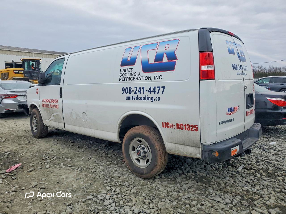 GMC Savana 2022