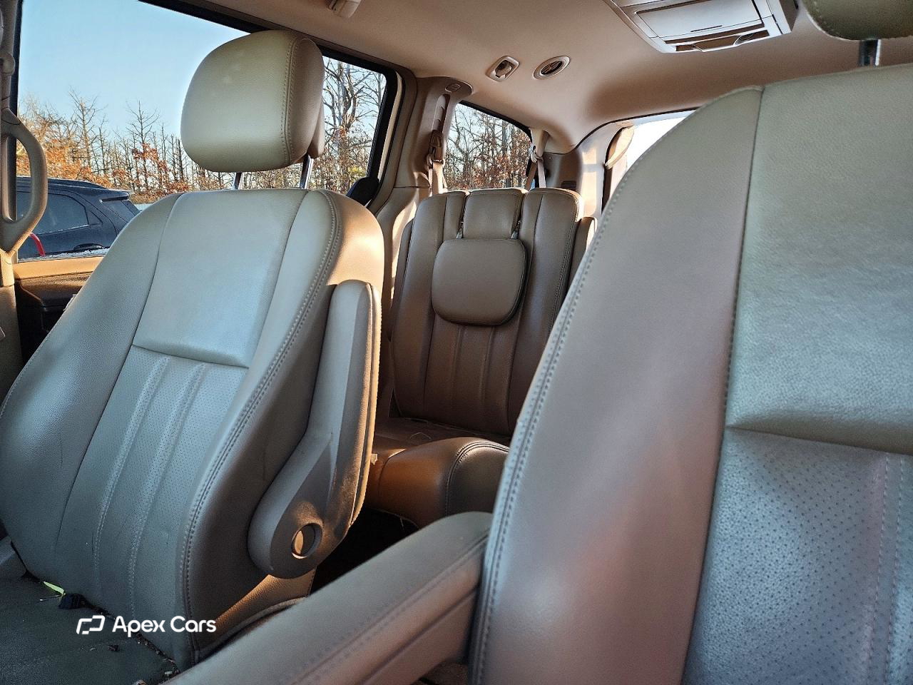 Chrysler Voyager 2012
