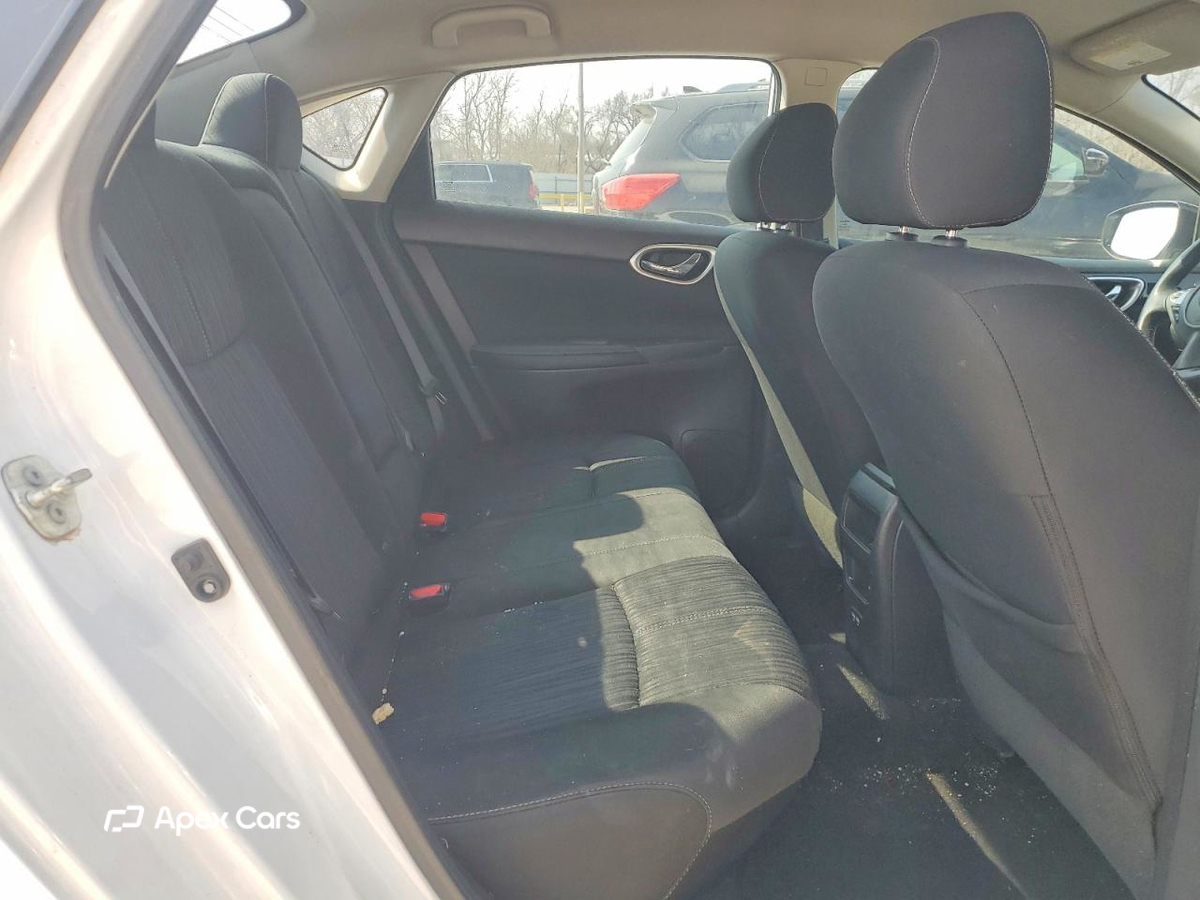 Nissan Sentra 2018