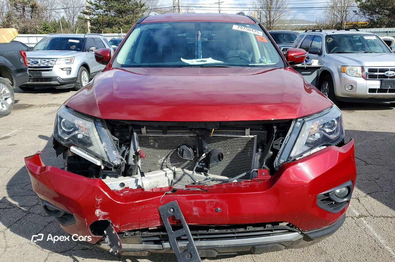 Nissan Pathfinder 2018