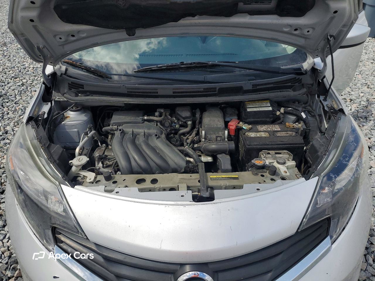 Nissan Versa 2016