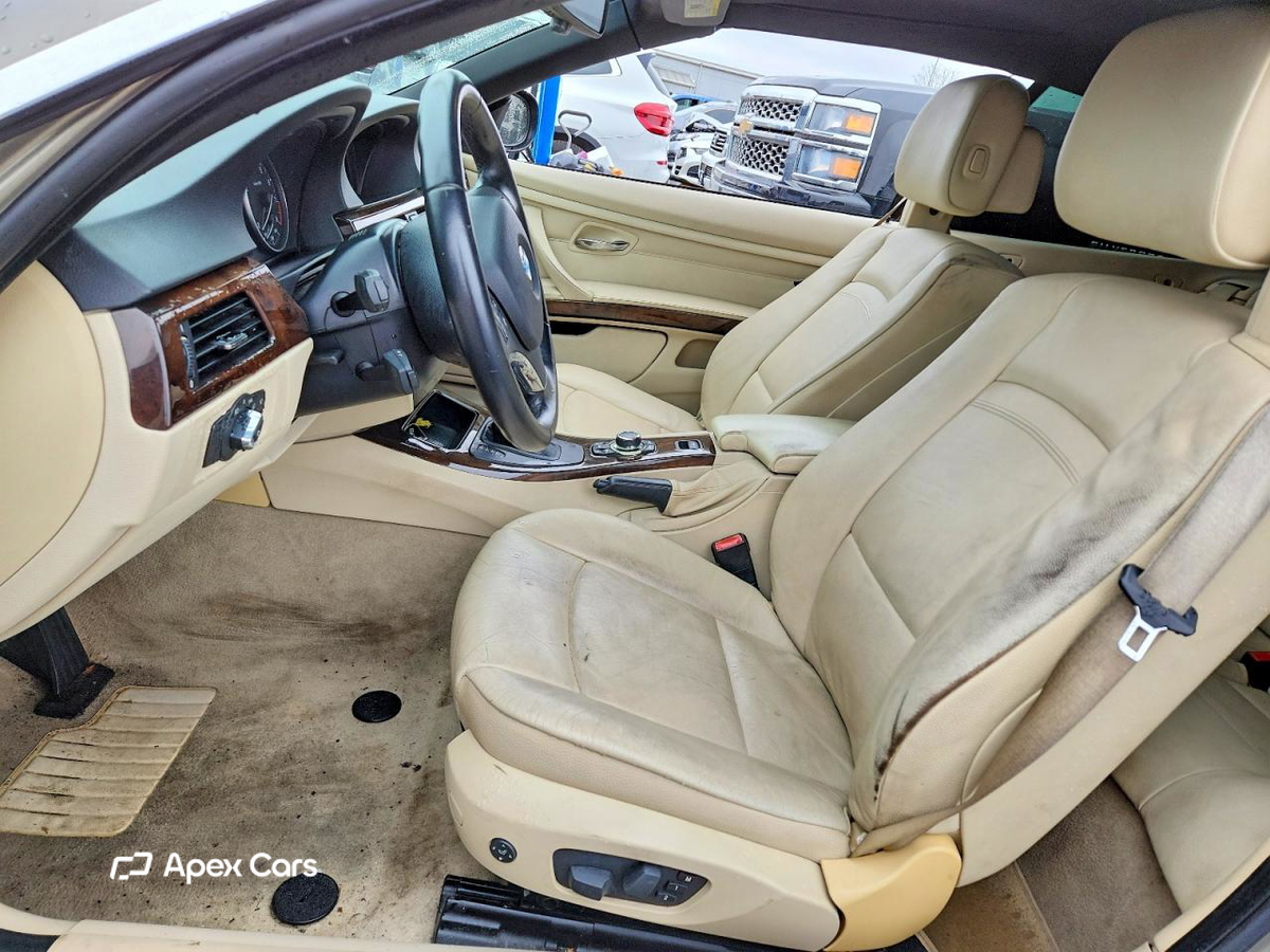 BMW Series 3 2011
