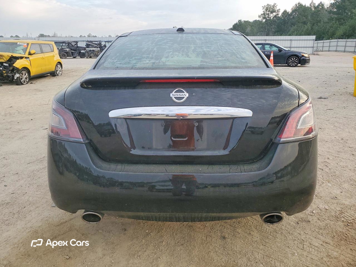 Nissan Maxima 2012