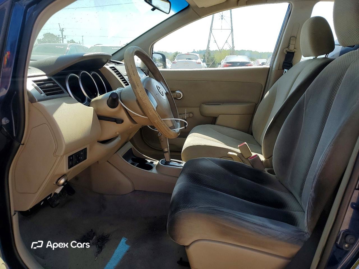 Nissan Versa 2010